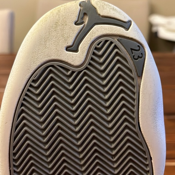 Jordan Two 3’s Jumpman 23 Men’s size 9 - Picture 4 of 11